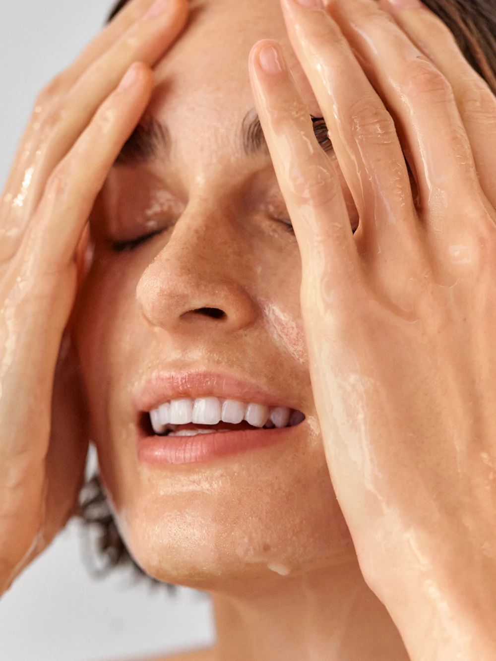 Clear Nourishing Cleanser | TRUE BOTANICALS