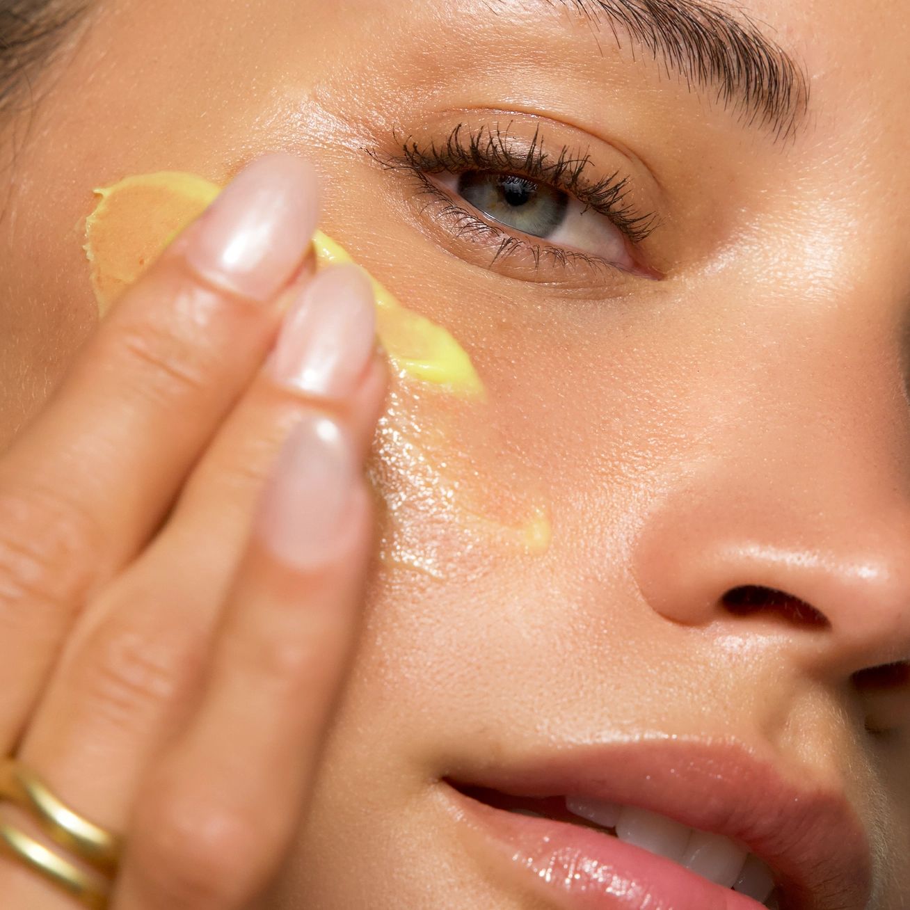 Calm Ginger Turmeric Cleansing Balm | TRUE BOTANICALS