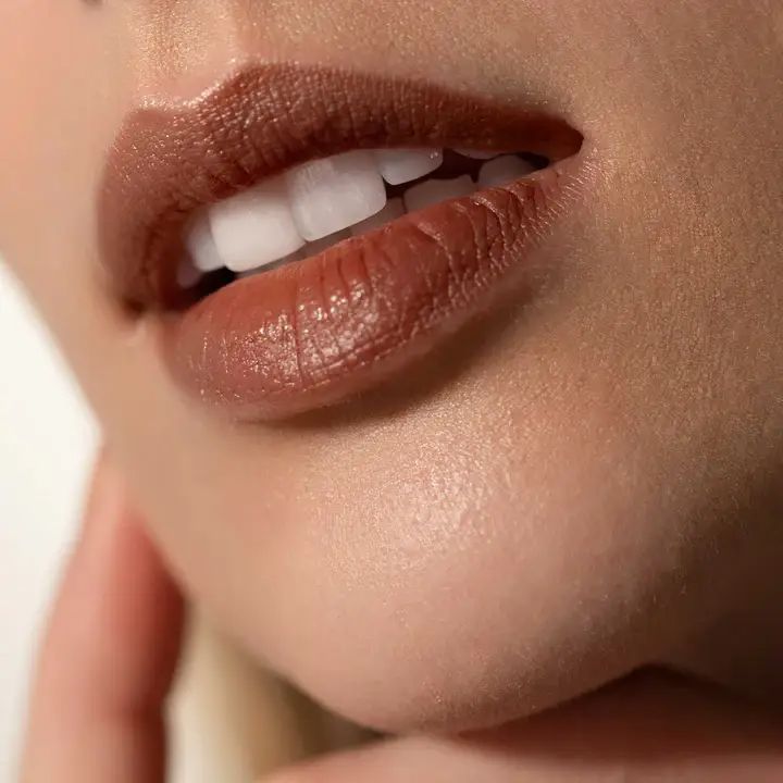 Vegan Lip Liner Pencil + Blending Brush - 3 Piece Set | FIT GLOW